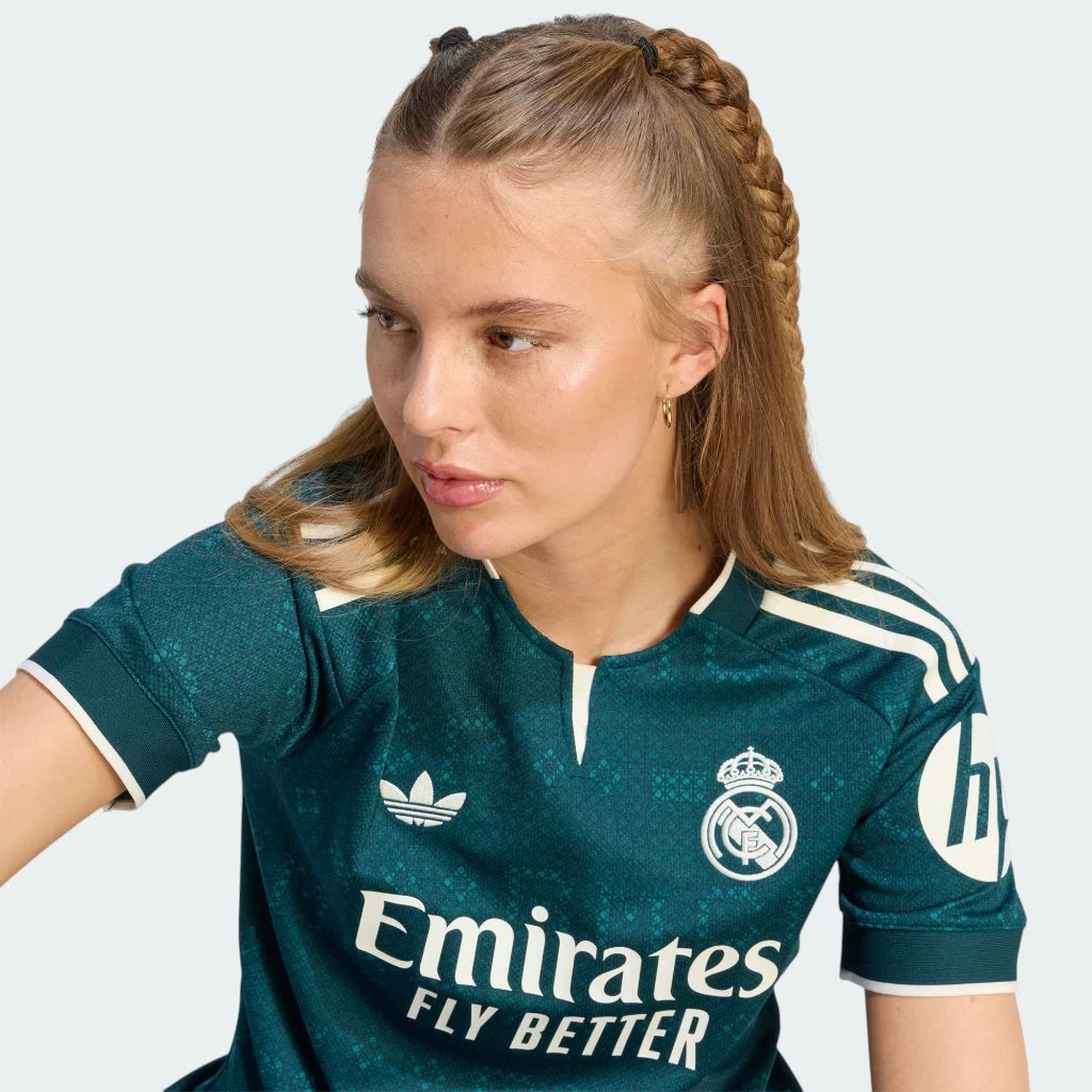 Camisa Feminina Real Madrid 2026/27 II