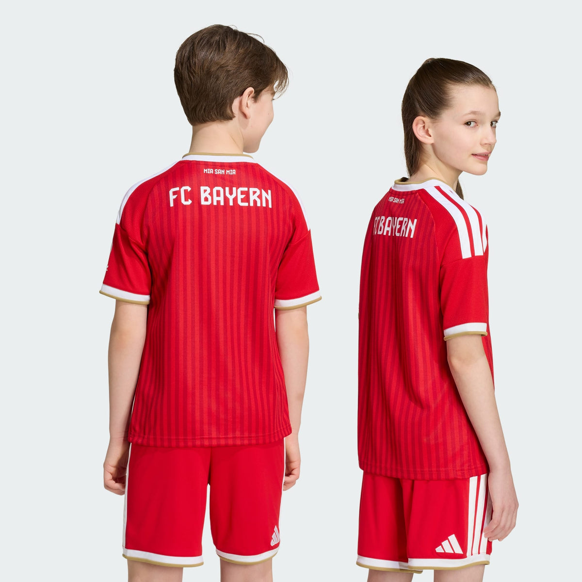 Conjunto Infantil Bayern de Munique 2026/27 I - 2