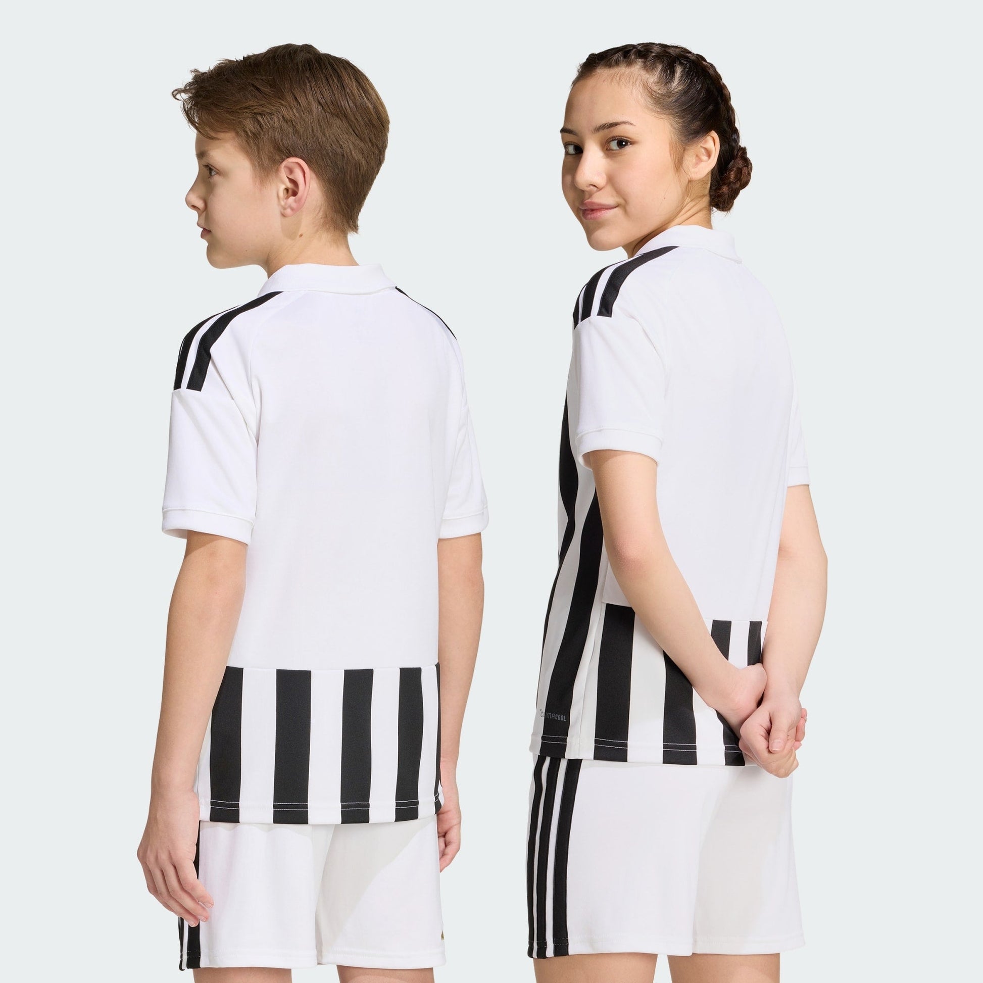 Conjunto Infantil Juventus 2026/27 I - 4