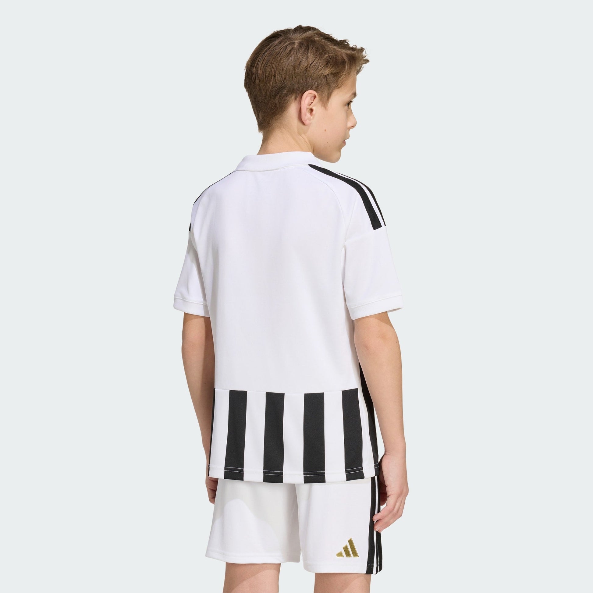 Conjunto Infantil Juventus 2026/27 I - 6