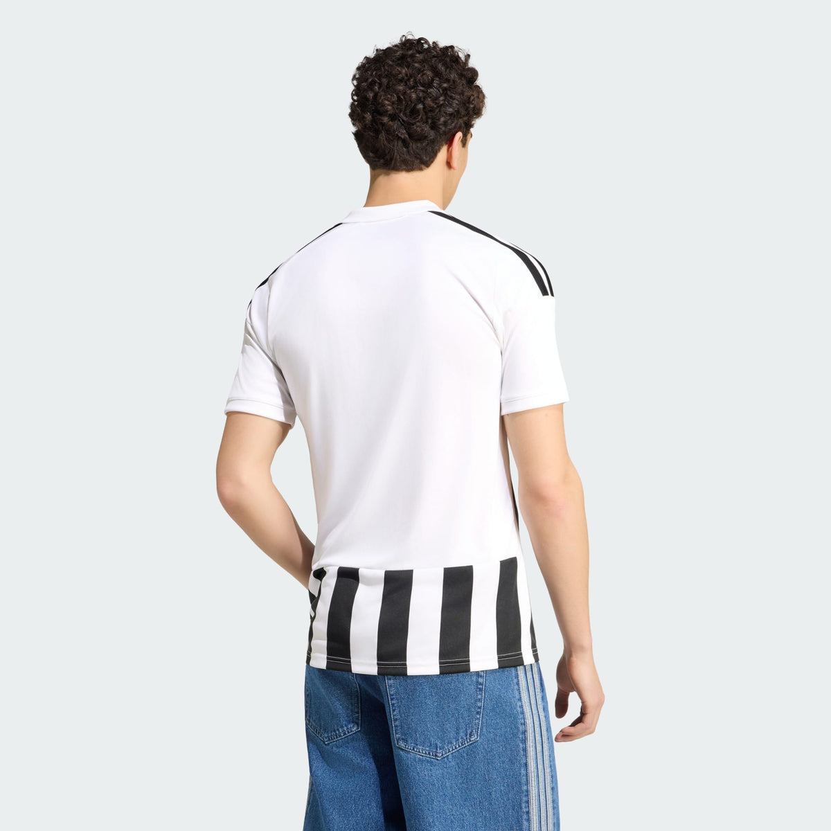 Camisa Juventus 2026/27 I - 4