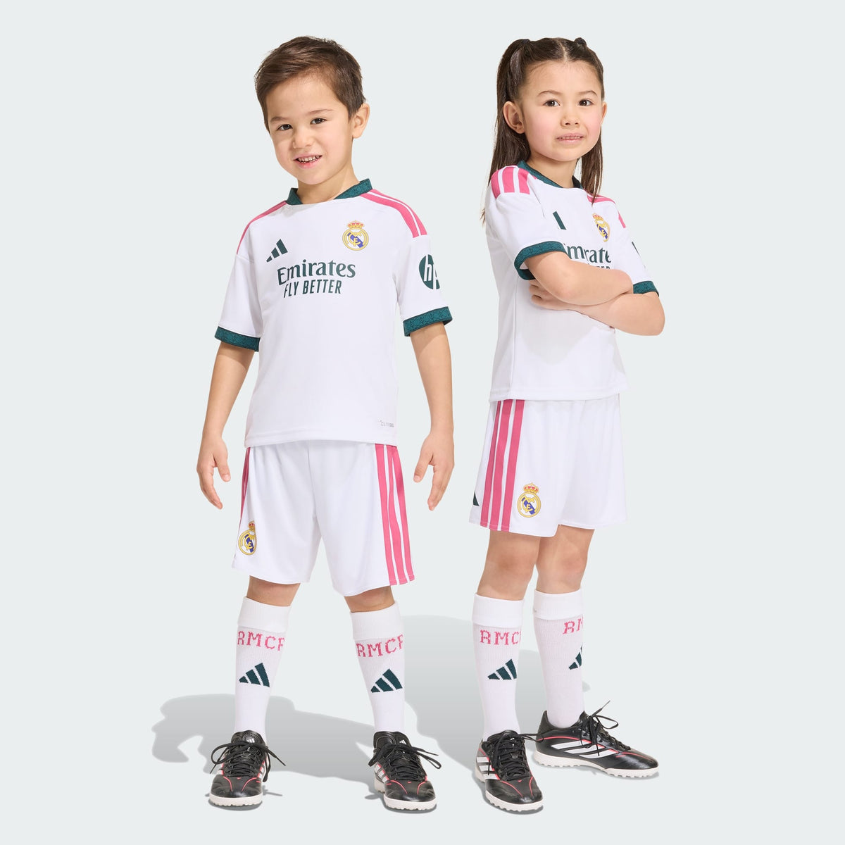 Conjunto Infantil Real Madrid 2026/27 I - 8