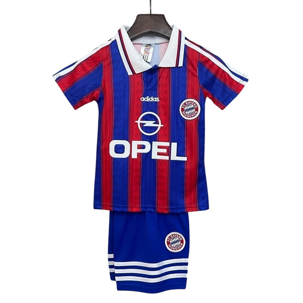 Kit Infantil Camisa Bayern de Munique Home 1995/96 + Short [Versão Retrô]